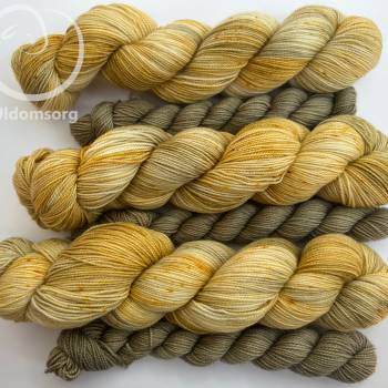 Sokkegarn/L�rkespore med olive