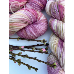 Sokkegarn/For�rs tulipaner