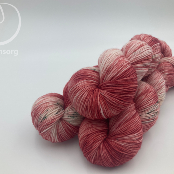 Merino/Et jordb�r p� toppen