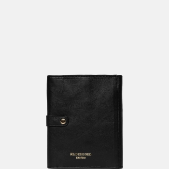 Project 14/Pindeetui i black/gold