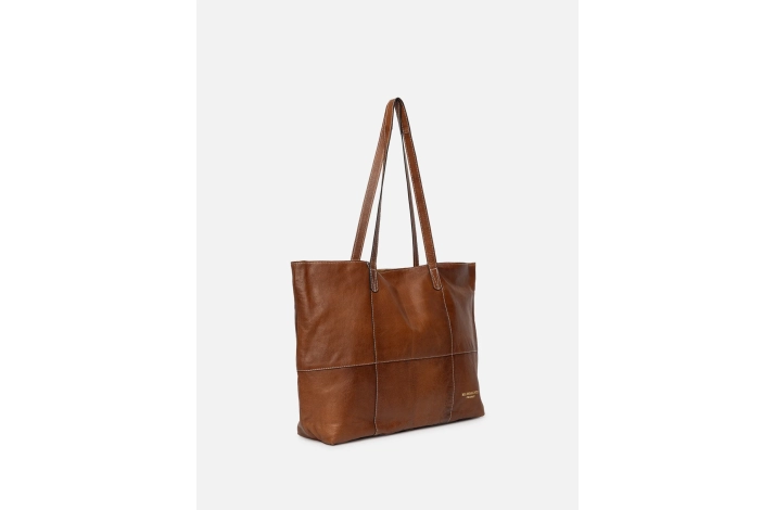 Project 19/Skuldertaske i walnut