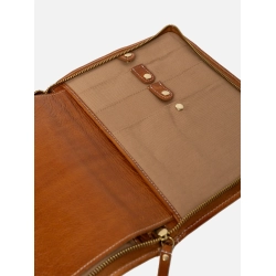 Project 8/Pindeetui i burned tan/gold